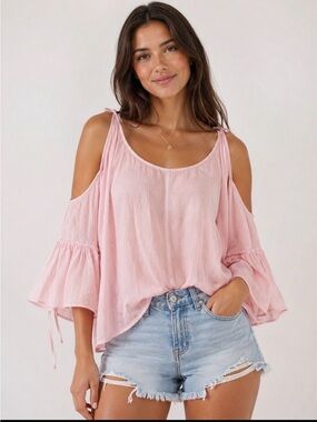 Hollister Light Pink Cold-Shoulder Bell Sleeve Top Size Large